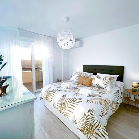 Apartamento A 900 M De La Playa Y Con Vistas Al Mar En Fuengirola Eksteriør billede