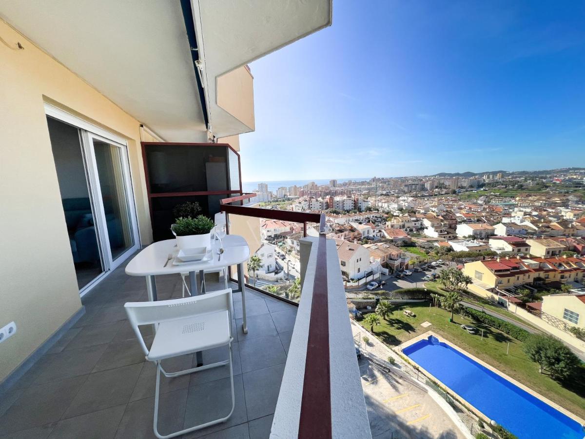 Apartamento A 900 M De La Playa Y Con Vistas Al Mar En Fuengirola Eksteriør billede