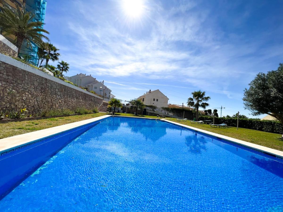 Apartamento A 900 M De La Playa Y Con Vistas Al Mar En Fuengirola Eksteriør billede