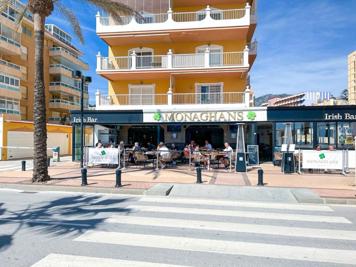 Apartamento A 900 M De La Playa Y Con Vistas Al Mar En Fuengirola Eksteriør billede