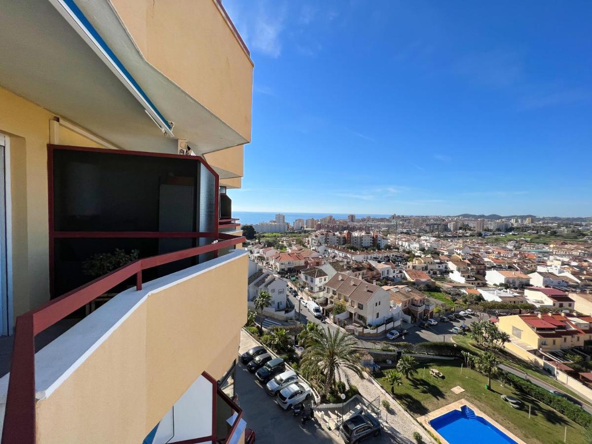 Apartamento A 900 M De La Playa Y Con Vistas Al Mar En Fuengirola Eksteriør billede