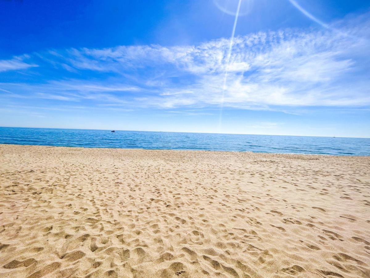 Apartamento A 900 M De La Playa Y Con Vistas Al Mar En Fuengirola Eksteriør billede