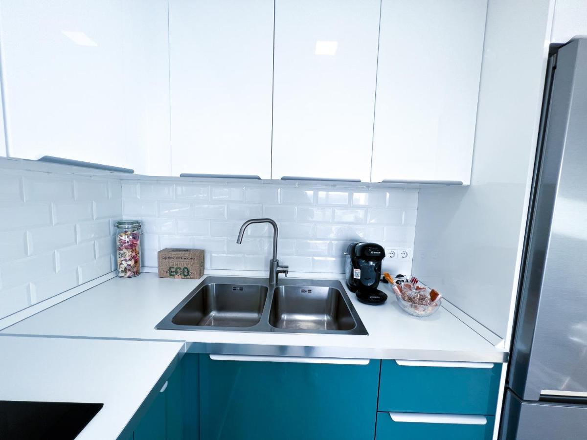 Apartamento A 900 M De La Playa Y Con Vistas Al Mar En Fuengirola Eksteriør billede