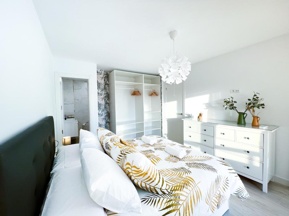 Apartamento A 900 M De La Playa Y Con Vistas Al Mar En Fuengirola Eksteriør billede