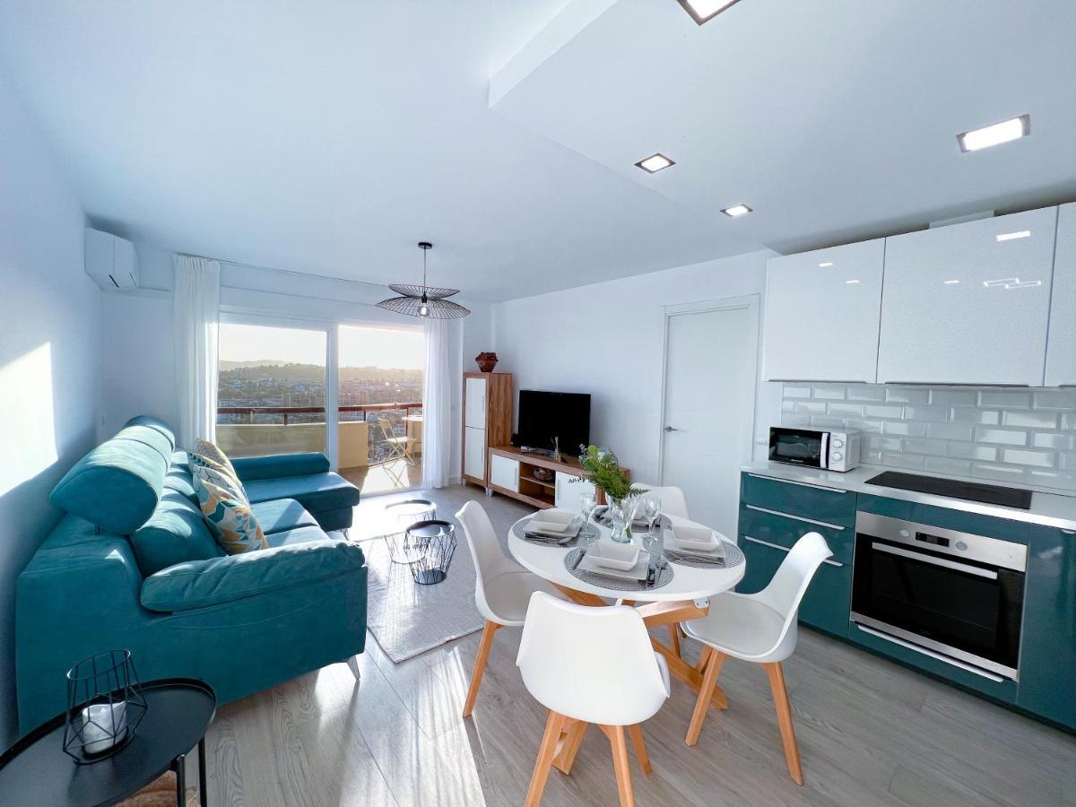 Apartamento A 900 M De La Playa Y Con Vistas Al Mar En Fuengirola Eksteriør billede